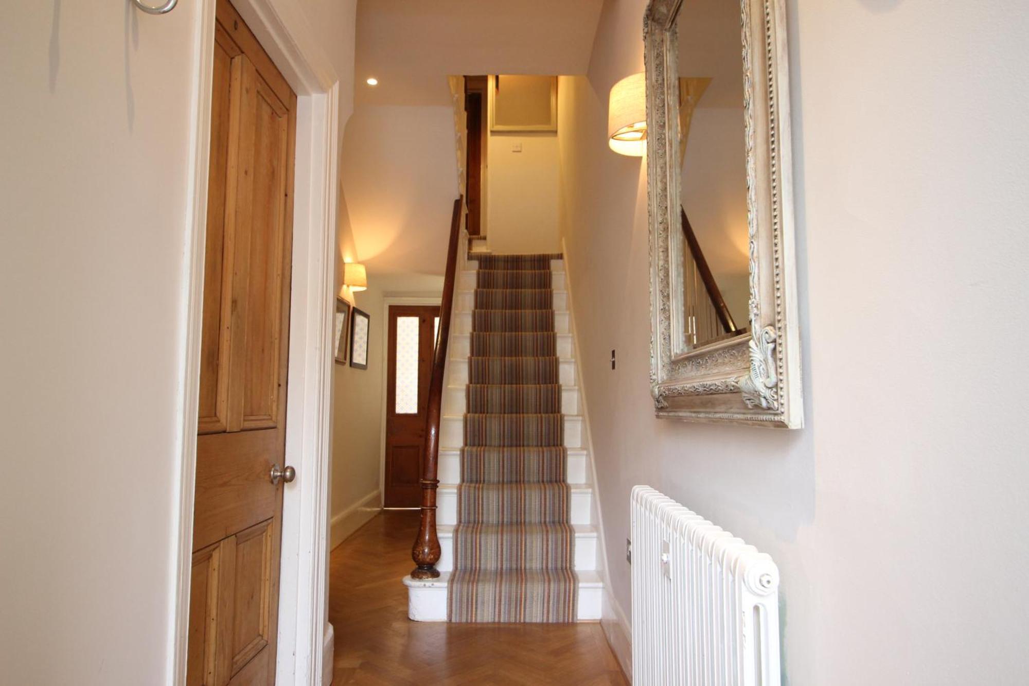 Orwell Villa Elegant Period 5 Bed Close To Town Sleeps 15 첼튼엄 외부 사진
