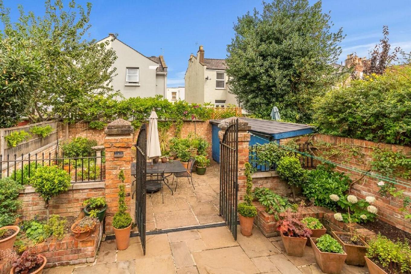 Orwell Villa Elegant Period 5 Bed Close To Town Sleeps 15 첼튼엄 외부 사진
